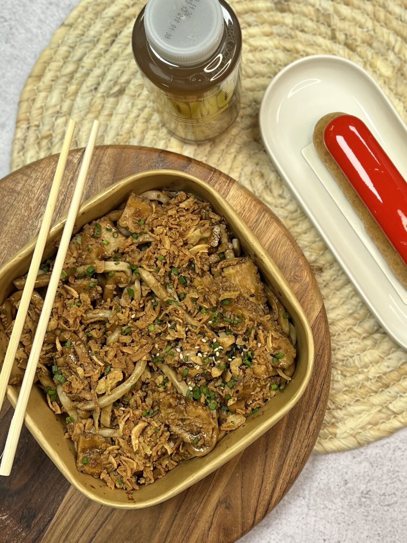 Plat de nouilles sautées, spécialité Kumo à la Boulangerie-pâtisserie Japonaise.